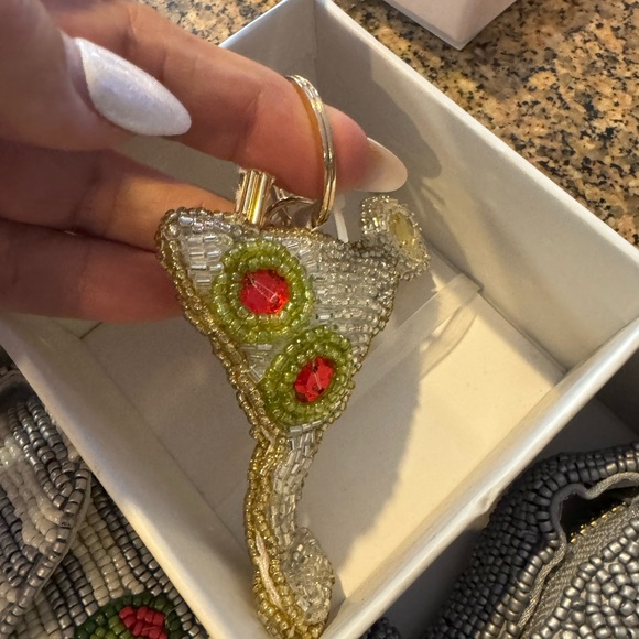 Sincerely Jules Silver Beaded Clutch with Martini Design - Picture 4 of 6